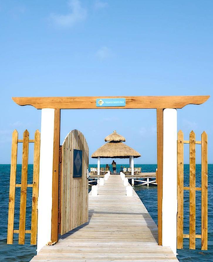 Velento Oceanfront #2 Villa Caye Caulker Exterior foto