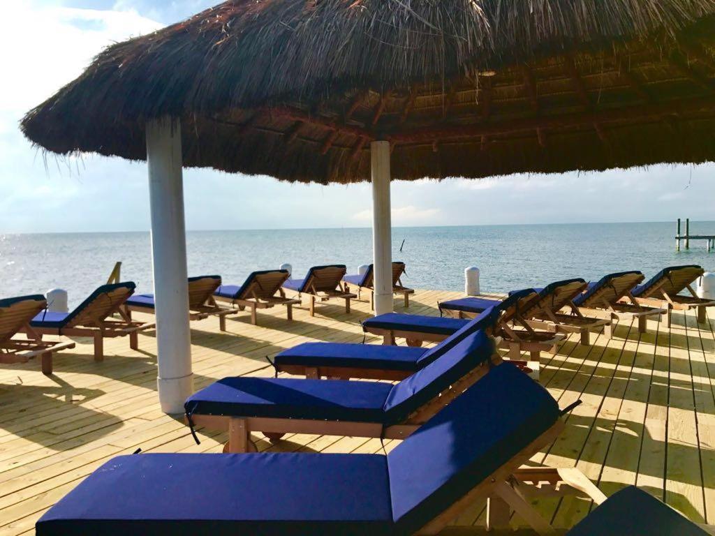 Velento Oceanfront #2 Villa Caye Caulker Exterior foto