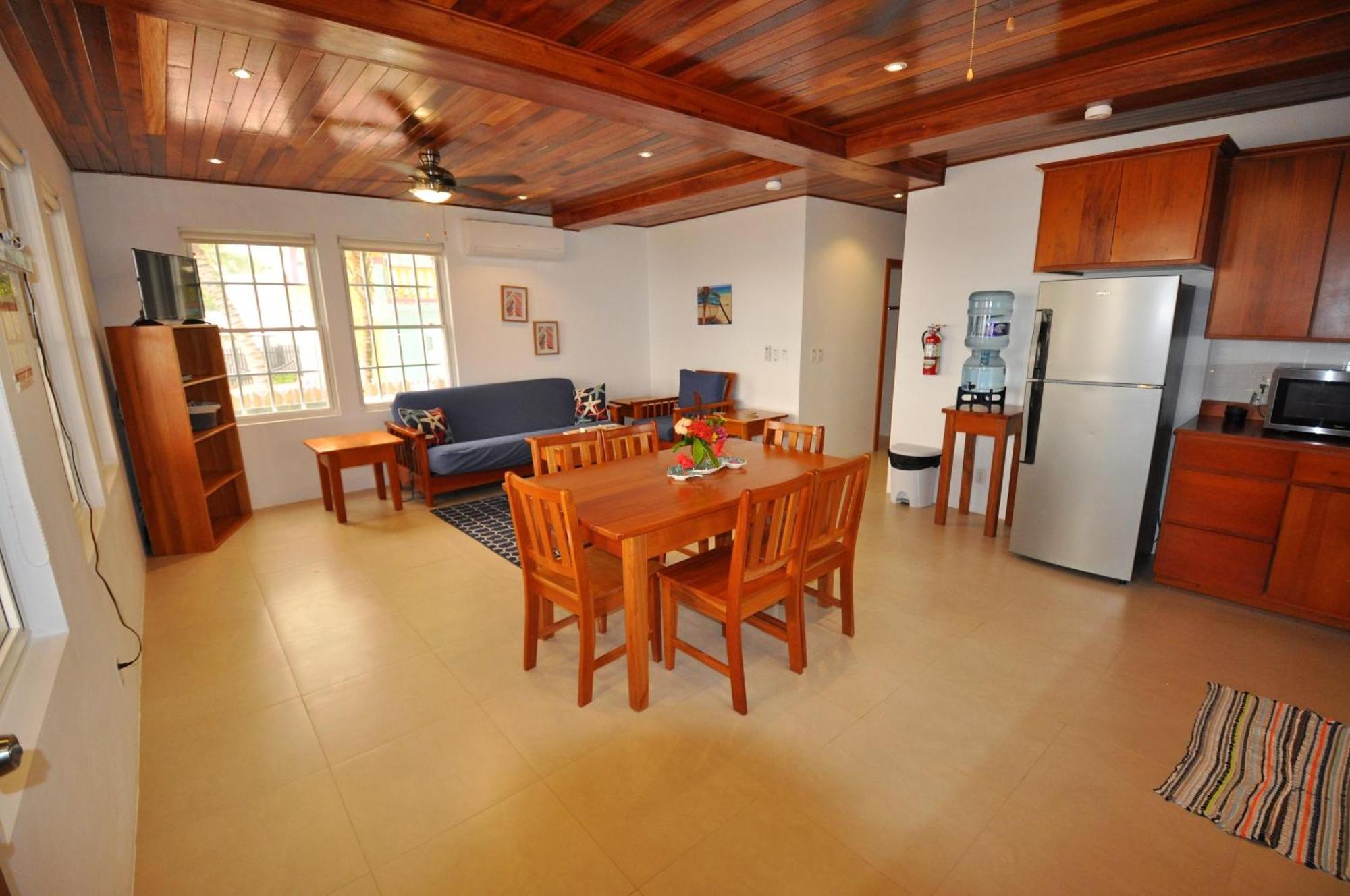 Velento Oceanfront #2 Villa Caye Caulker Exterior foto